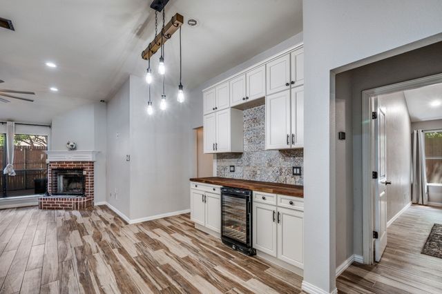 5005 Bradley Lane, Arlington, TX 76017