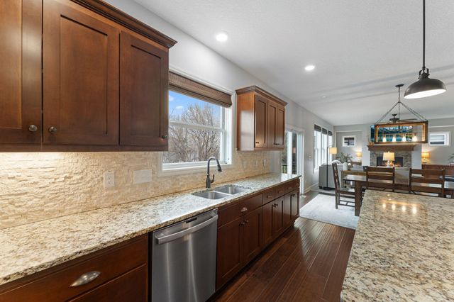 2920 White Pine Way, Stillwater, MN 55082