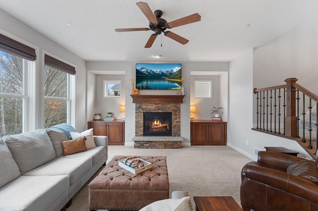 2920 White Pine Way, Stillwater, MN 55082