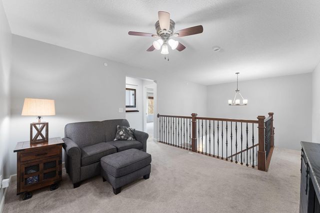 2920 White Pine Way, Stillwater, MN 55082