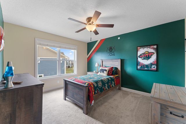 2920 White Pine Way, Stillwater, MN 55082