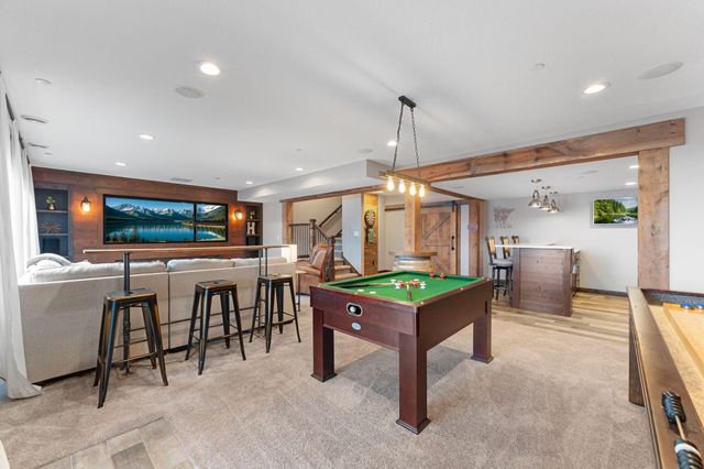 2920 White Pine Way, Stillwater, MN 55082