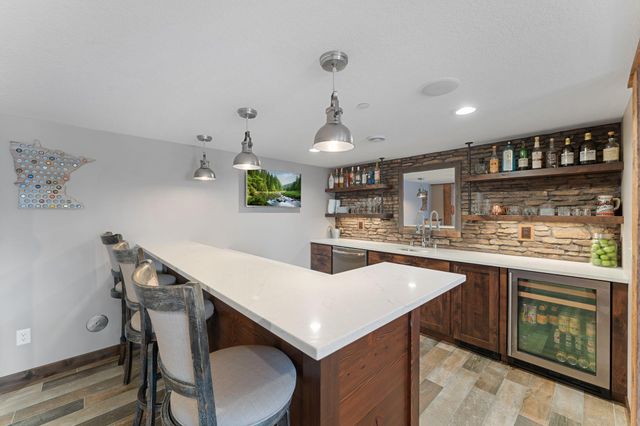 2920 White Pine Way, Stillwater, MN 55082