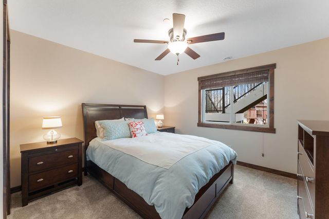 2920 White Pine Way, Stillwater, MN 55082