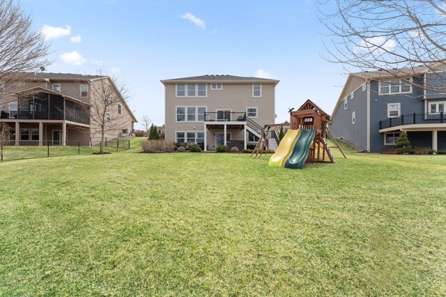 2920 White Pine Way, Stillwater, MN 55082