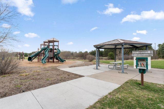 2920 White Pine Way, Stillwater, MN 55082