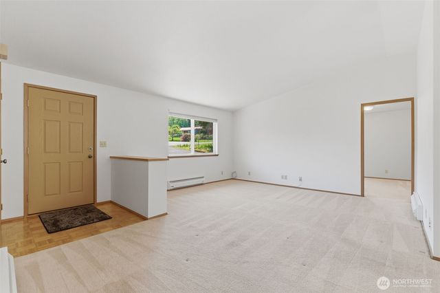 6784 NE Whidbey Drive, Hansville, WA 98340