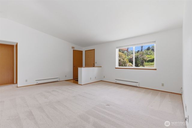 6784 NE Whidbey Drive, Hansville, WA 98340