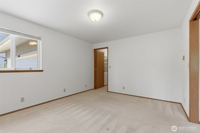 6784 NE Whidbey Drive, Hansville, WA 98340