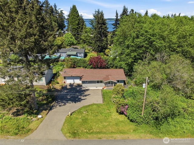 6784 NE Whidbey Drive, Hansville, WA 98340