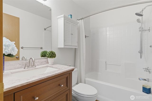 6784 NE Whidbey Drive, Hansville, WA 98340