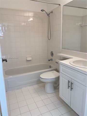 9805 NW 52nd Street 207, Doral, FL 33178