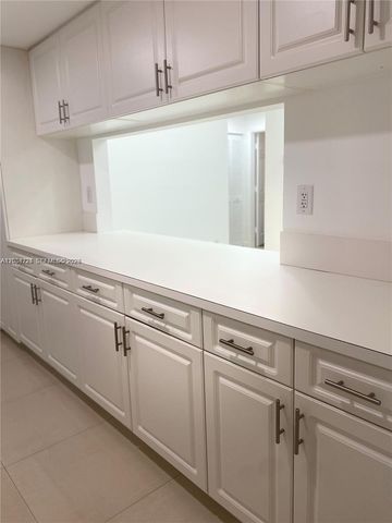 9805 NW 52nd Street 207, Doral, FL 33178