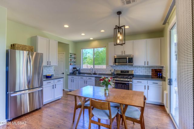 2644 S Republic Avenue, Tucson, AZ 85730