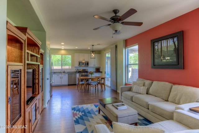 2644 S Republic Avenue, Tucson, AZ 85730