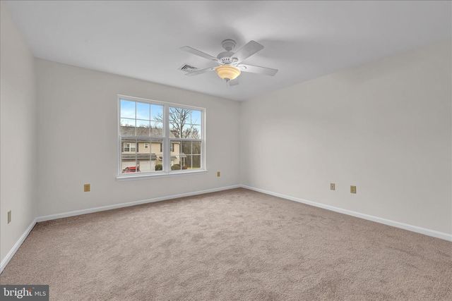 130 PEREGRINE LN, Hummelstown, PA 17036