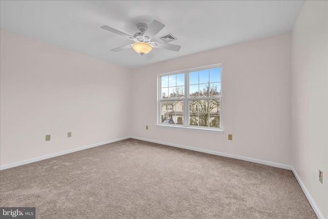 130 PEREGRINE LN, Hummelstown, PA 17036