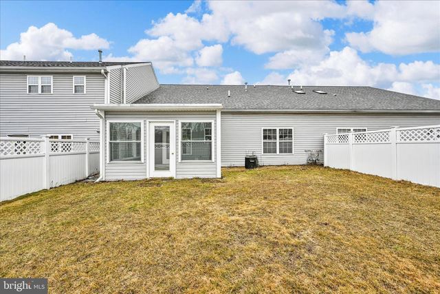 130 PEREGRINE LN, Hummelstown, PA 17036