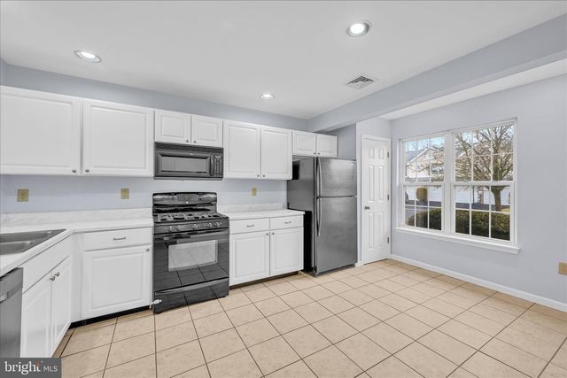 130 PEREGRINE LN, Hummelstown, PA 17036