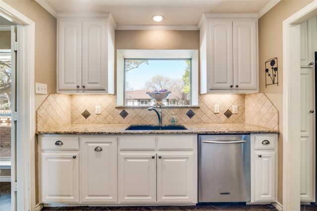 7402 Authon Drive, Dallas, TX 75248