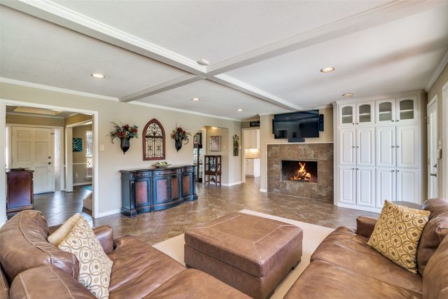 7402 Authon Drive, Dallas, TX 75248