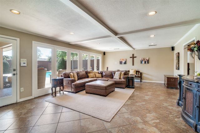 7402 Authon Drive, Dallas, TX 75248