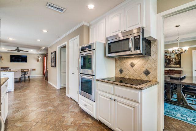 7402 Authon Drive, Dallas, TX 75248