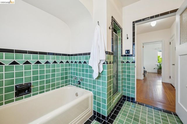 525 Dowling BLVD, San Leandro, CA 94577