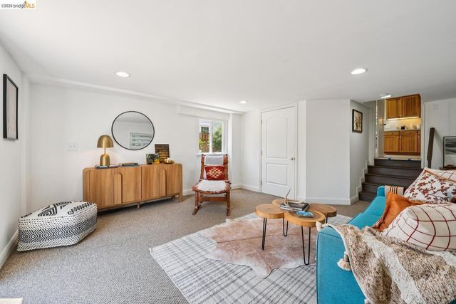 525 Dowling BLVD, San Leandro, CA 94577