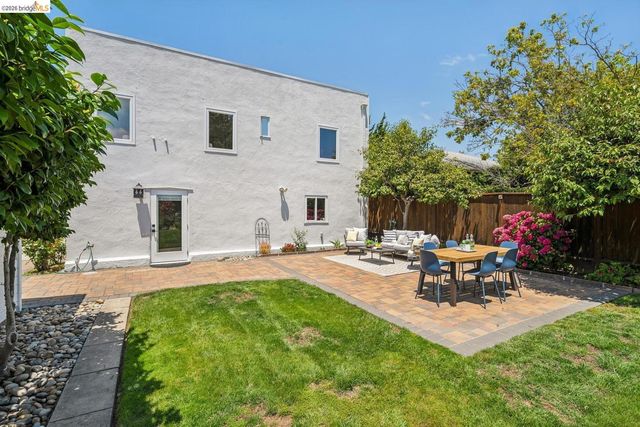 525 Dowling BLVD, San Leandro, CA 94577