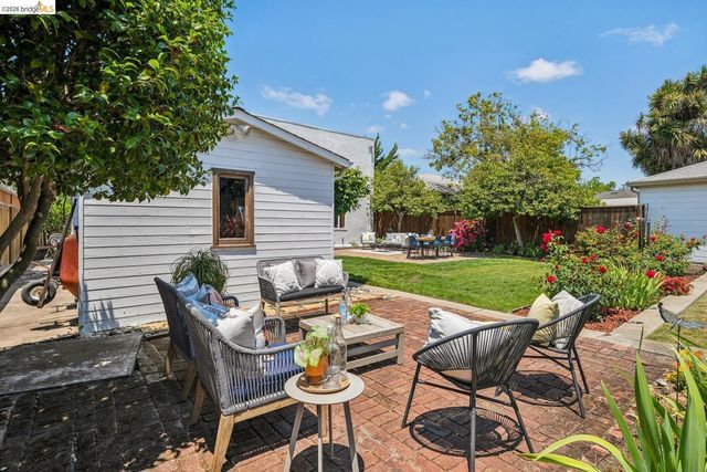 525 Dowling BLVD, San Leandro, CA 94577
