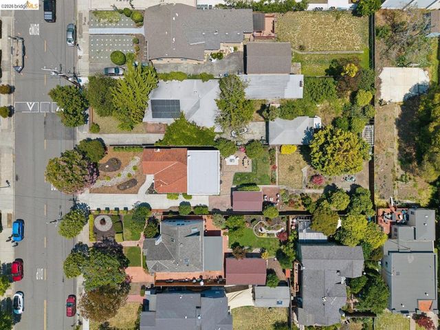 525 Dowling BLVD, San Leandro, CA 94577