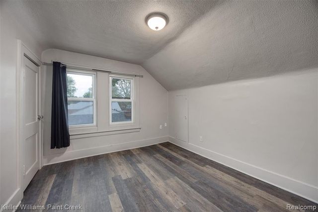 7275 Orchard Avenue, Warren, MI 48091