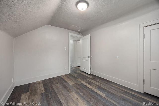 7275 Orchard Avenue, Warren, MI 48091