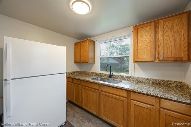 7275 Orchard Avenue, Warren, MI 48091