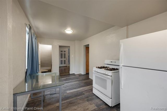 7275 Orchard Avenue, Warren, MI 48091