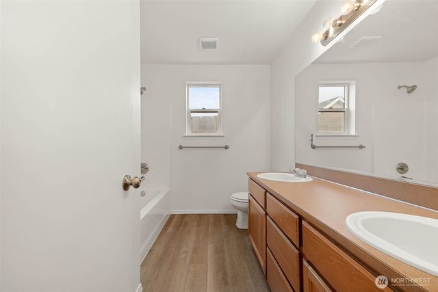 202 Hawk Avenue SW, Orting, WA 98360