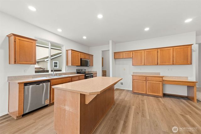 202 Hawk Avenue SW, Orting, WA 98360