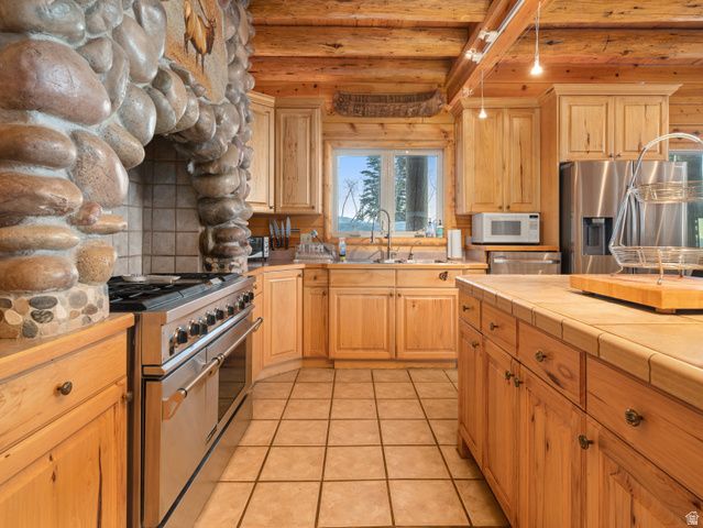 6781 N CHAPARRAL DR, Eden, UT 84310