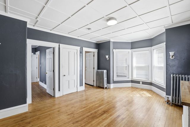 79 Cambridge, Fall River, MA 02721