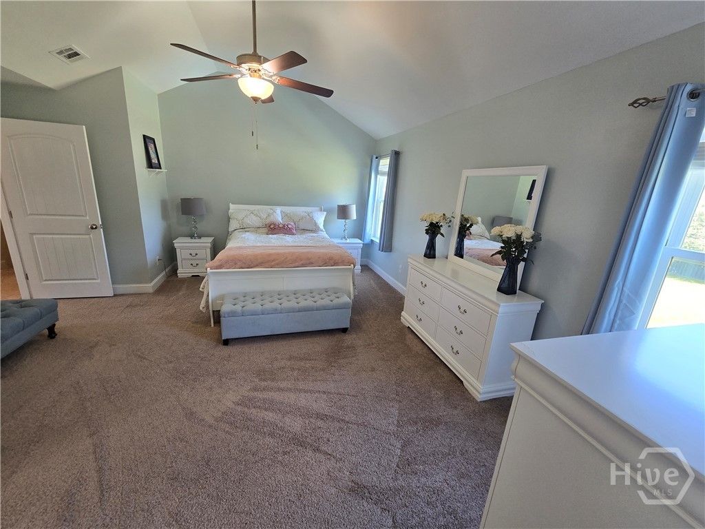 Image 16 of property listing at 45 Wando View Way, Richmond Hill, GA 31324