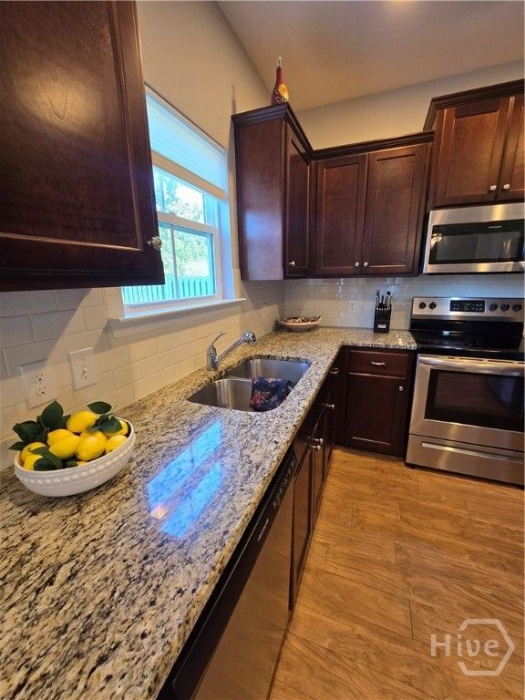 Image 27 of property listing at 45 Wando View Way, Richmond Hill, GA 31324