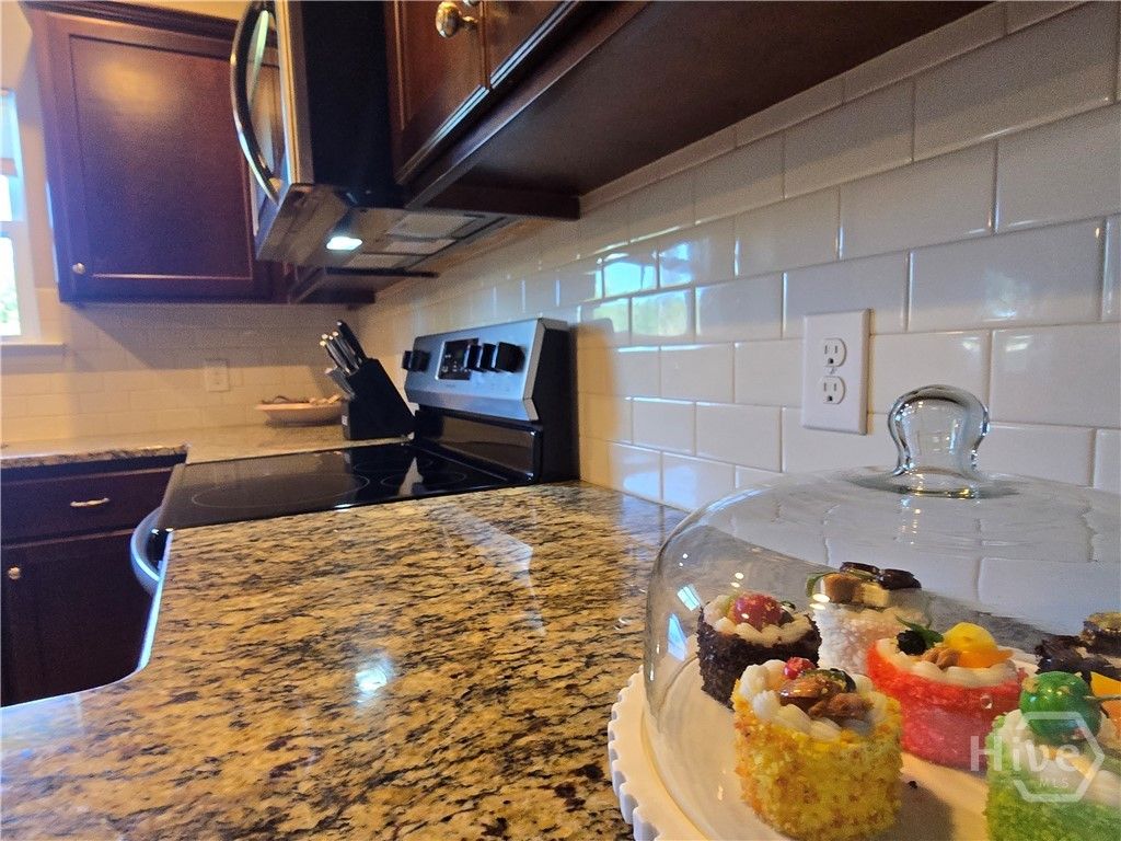 Image 34 of property listing at 45 Wando View Way, Richmond Hill, GA 31324