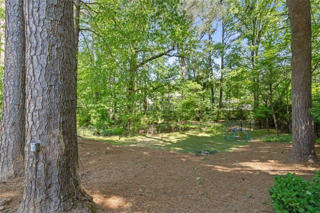 2736 Pangborn Road, Decatur, GA 30033