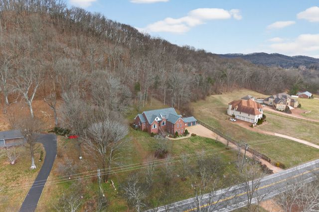 4952 Clarksville Hwy, Whites Creek, TN 37189