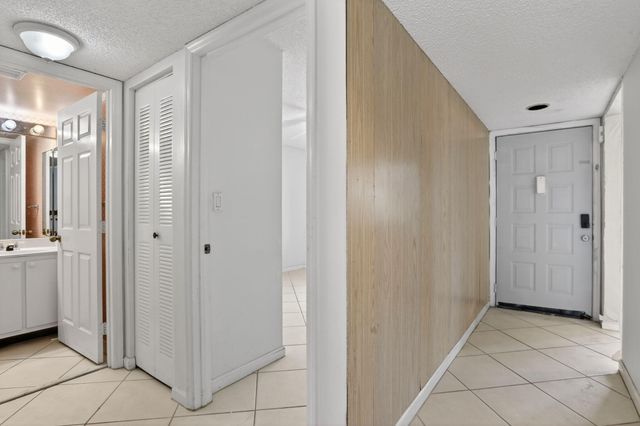 10837 W Clairmont Circle 208, Tamarac, FL 33321