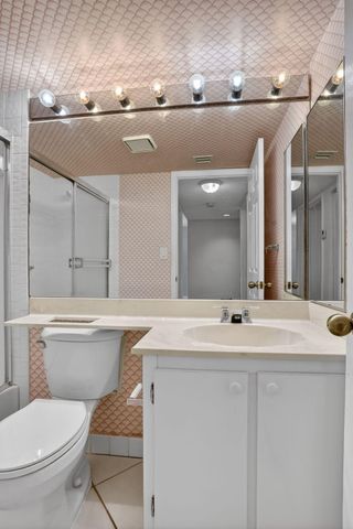 10837 W Clairmont Circle 208, Tamarac, FL 33321