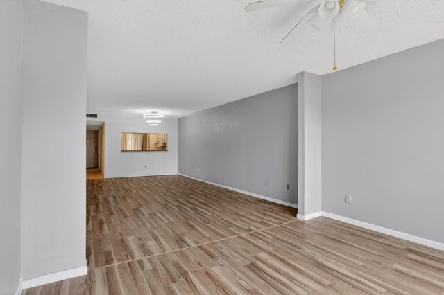 10837 W Clairmont Circle 208, Tamarac, FL 33321