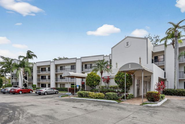 10837 W Clairmont Circle 208, Tamarac, FL 33321