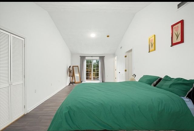 3 Navajo Rd, Worcester, MA 01606